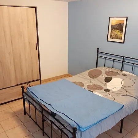 Apartment Frontiere Luxembourg Entree Privative